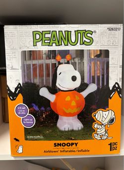 Snoopy Halloween Blow Up