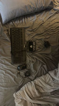 BMAX Mini Travel PC, Hyper X Keyboard and Mouse NEED GONE ASAP