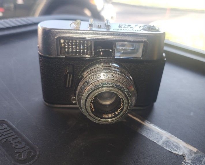 Cameras For Sale. Make Offera