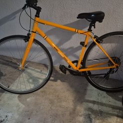 KHS URBAN SOUL MEDIUM ALUMINIUM HYBRID 21 SPD BIKE 