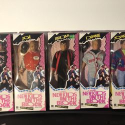 New Kids On the Block set. NEVER TAKEN OUT OF BOX!!