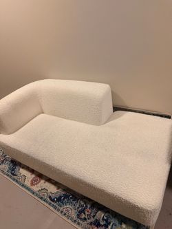 💥Sale 💥 CB2 Terrain Ivory Bouclé Daybed (Lawson-Fenning) ‏