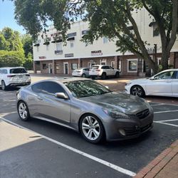 2010 Hyundai Genesis