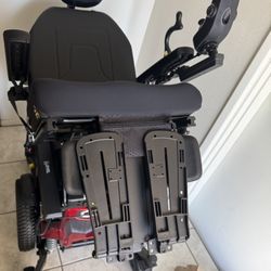 Electric Wheelchair