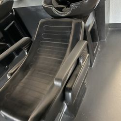 Shampoo Bowl And Chair