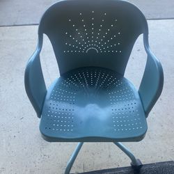 Light Blue Spinning Chair