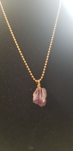 Amethyst pendant with necklace