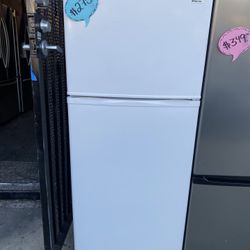 🥰 BEAUTIFUL 😻 REFRIGERATOR TOP AND BOTTOM WHITE MAGIC CHEF