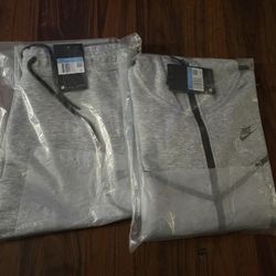 Nike Tech 