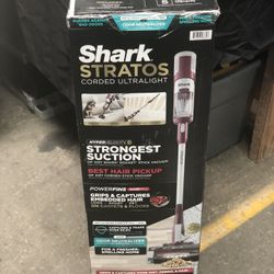 Shark Stratos Ultralight Vacuum 