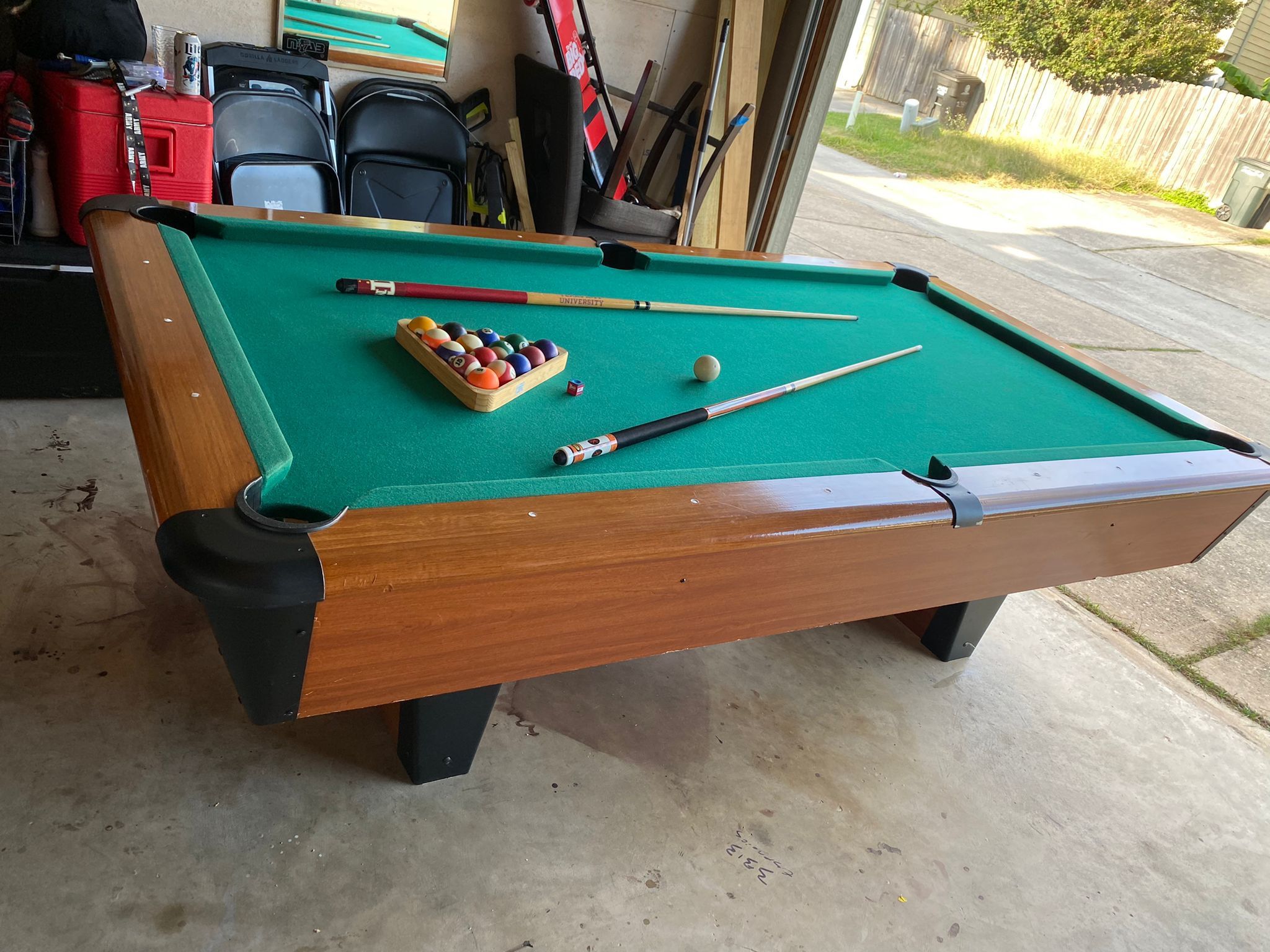 Pool Table 8.5 Ft