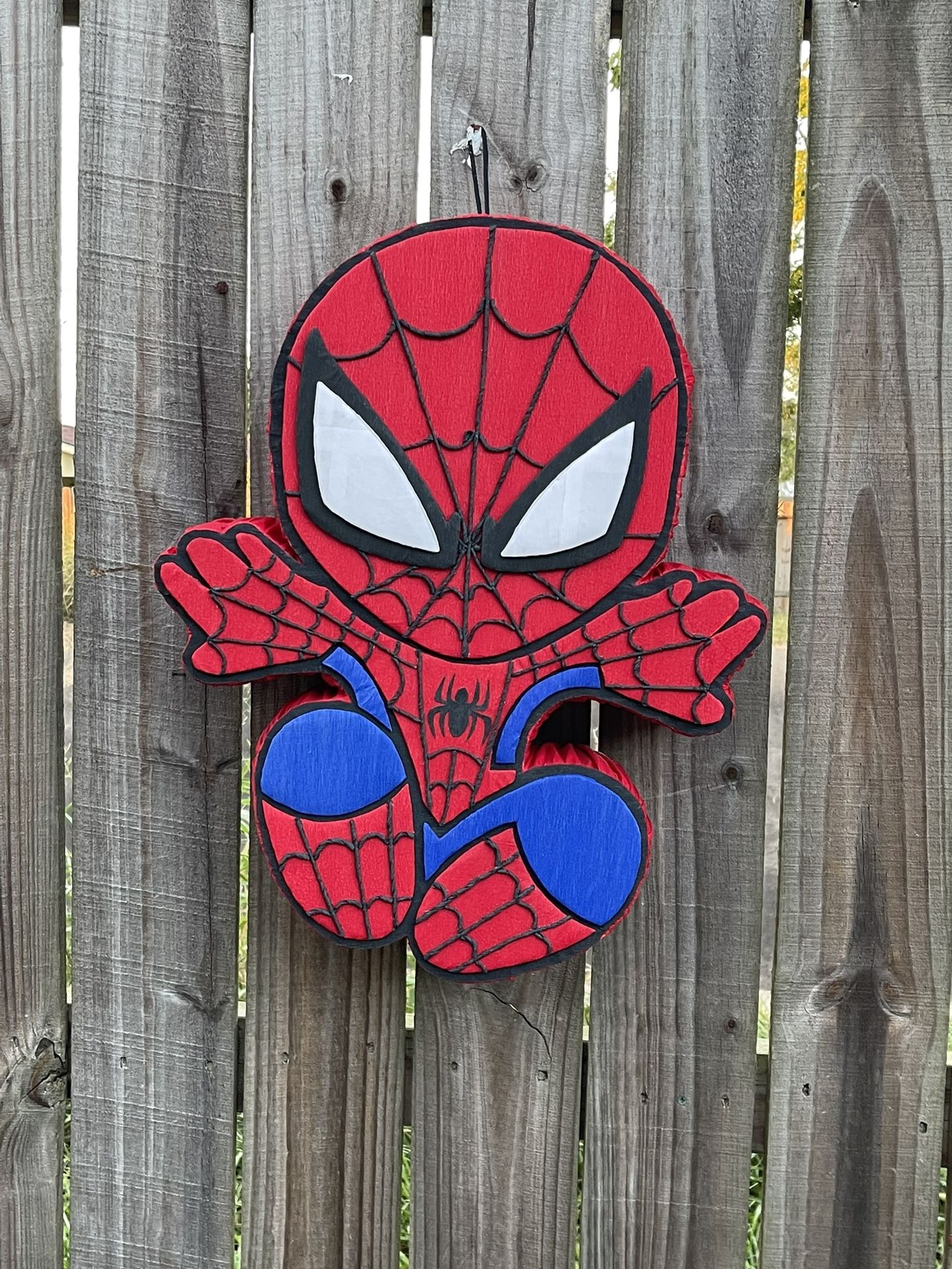 Custom made piñatas