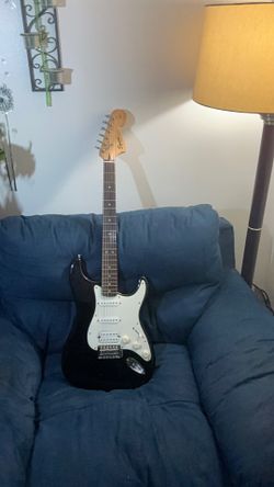 Fender Squier Strat Affinity Series HSS pick up configuration