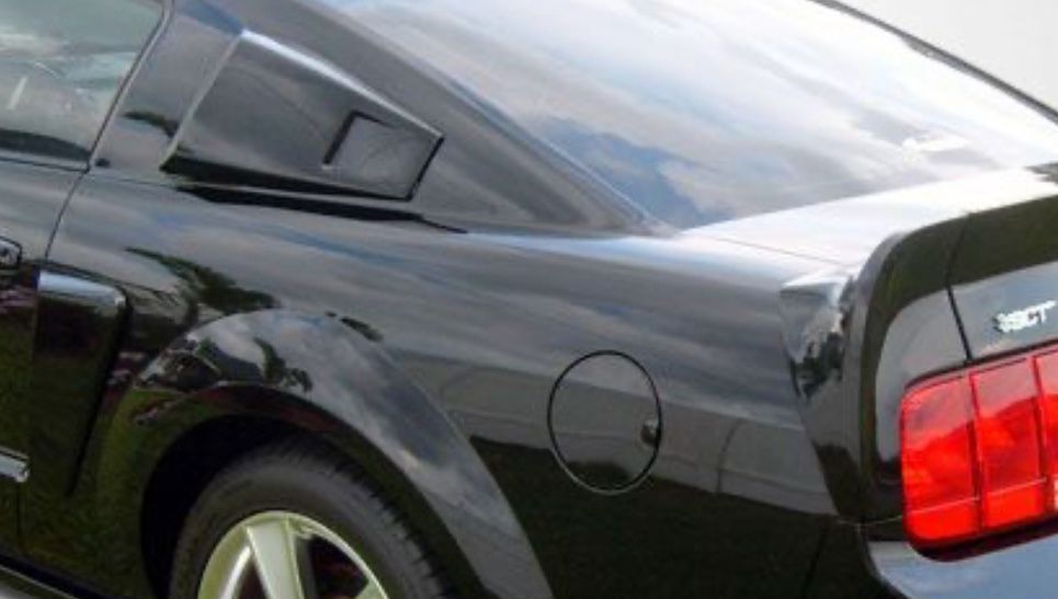 05-09 Mustang Louvers