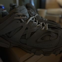 Grey Balenciaga Tracks Size 44