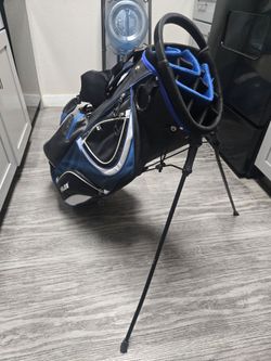 HUAEN Lightweight Golf Stand Bag.   Used-good condition