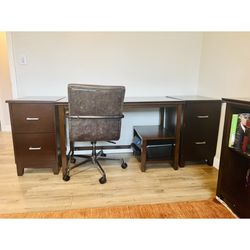 AMAZING DEAL IF SOLD NOW! Executive Office Desk - 2 Cabinets & Matching Bookcase 