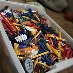 K'NEX Building Toy Pieces Tub check more pictures