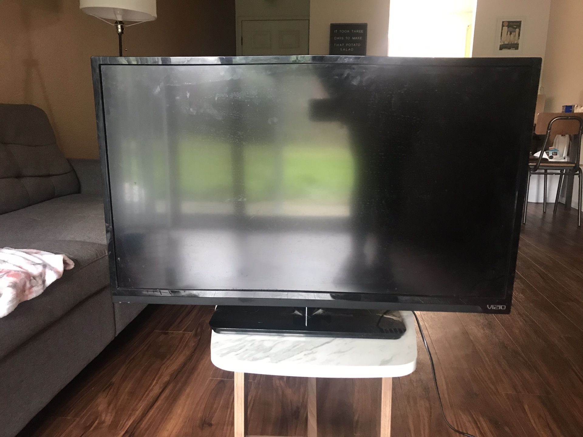 32” TV Vizio