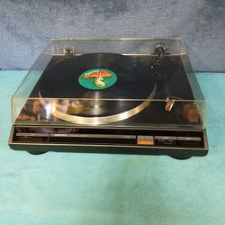TURNTABLE RECORD PLAYER ONYKO