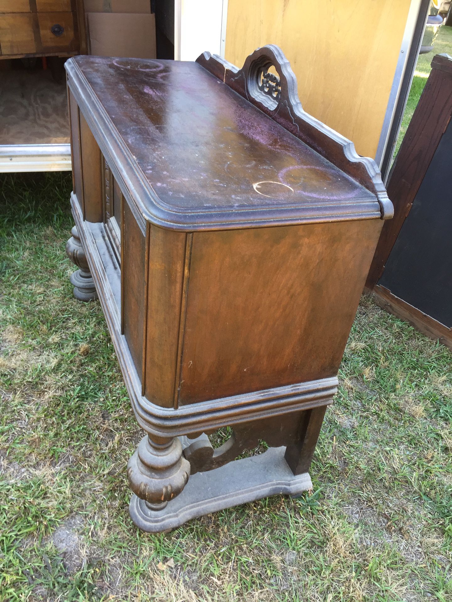 Antique Marsh Furniture