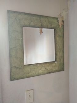 MIRROR - WALL DECOR  