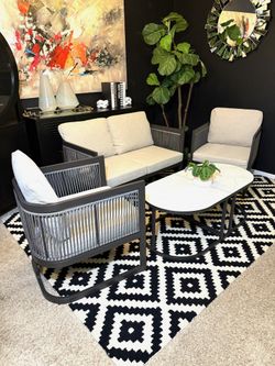 Brand New In Boxes Costco Modern Rounded 4 Piece Patio Set 