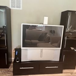 Entertainment center And TV