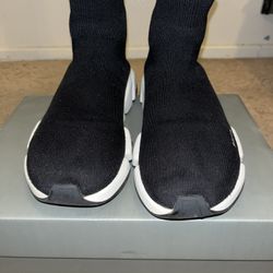 Balenciaga Size 9 Men $550