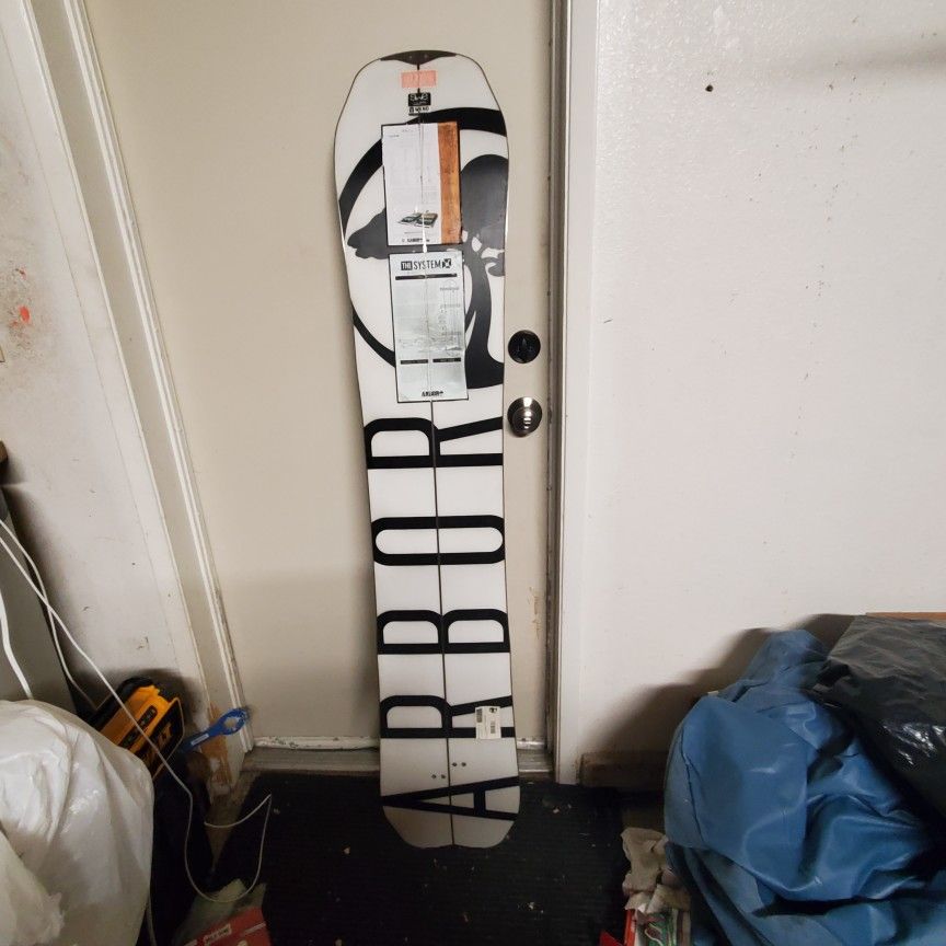 New Arbor Snowboard