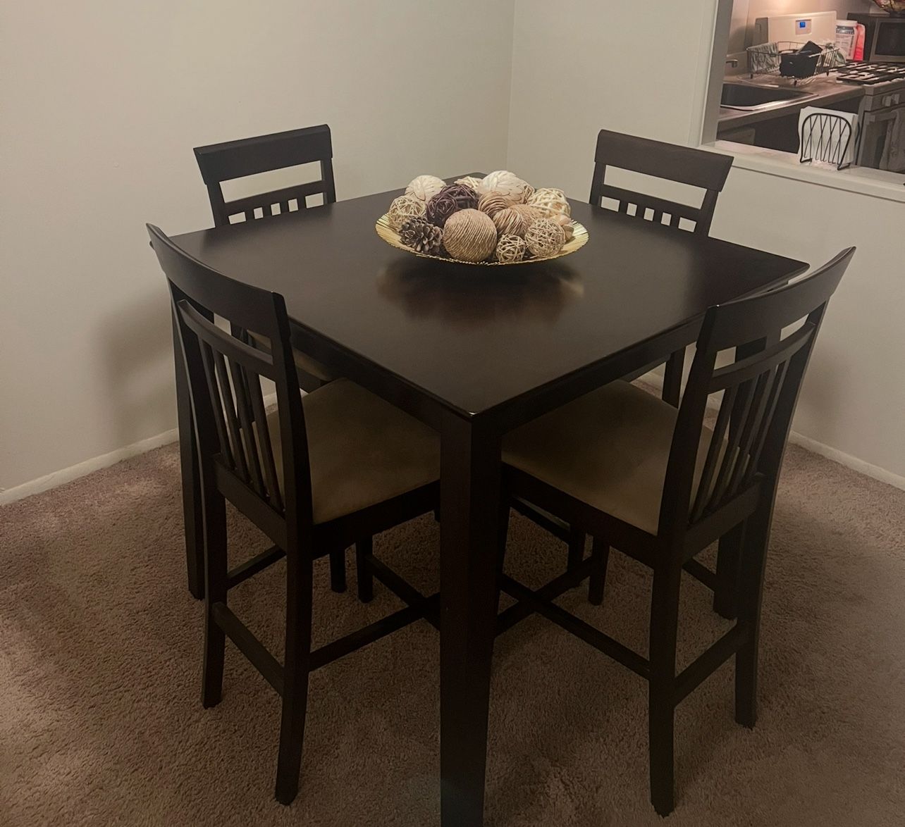 Dining Table Set