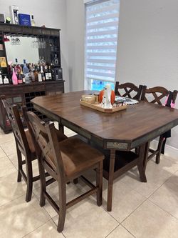 Pub Dining Table & Bar