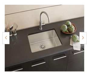 ELKAY Crosstown Undermount Stainless Steel 24 in Single Bowl Kitchen Sink - TOP RATED