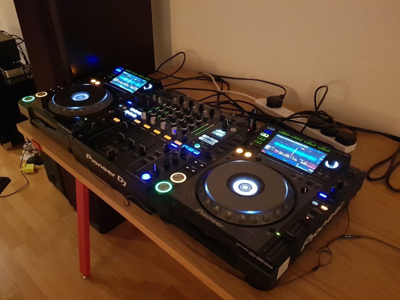 how to use pioneer cdj 2000 nexus how to use pioneer cdj 2000 nexus