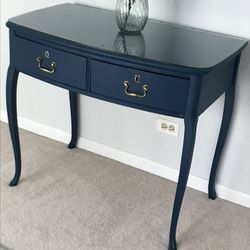 Side Board Table - Great Condition!