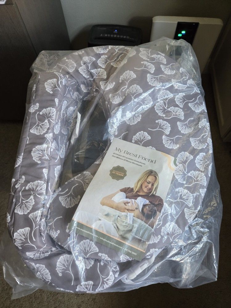 My Brest Friend Nursing Pillow