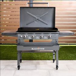 Blackstone 36” Omnivore Griddle with Hinged Hood and Soft Cover