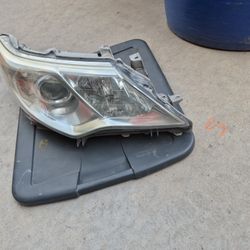 Toyota Camry Pasanger Side Headligh 