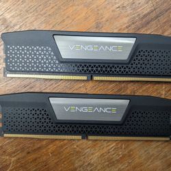 Corsair Vengeance 64GB DDR5 6600MT/s CL32 RAM kit