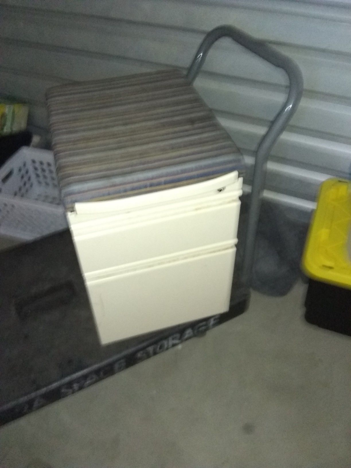 Steel under desk file cabinet with key