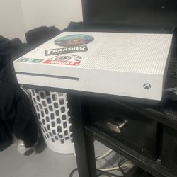 Xbox One S