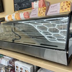 NSF 5 ft Black Refrigerated Countertop Display CW-250R