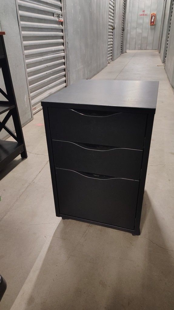 3 Drawer Cabinet 15" x 23 " x  28"