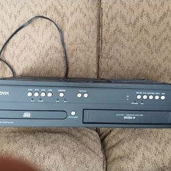 Magnavox Video Cassette Recorder/ DVD Player 