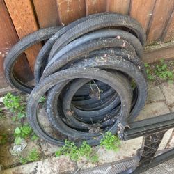 Schwinn bicycle tires