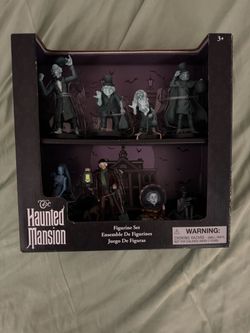Disney Parks Haunted Mansion Figurine Deluxe Set