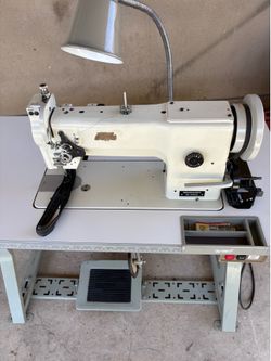 INDUSTRIAL SEWING MACHINE