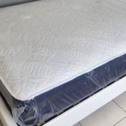 Full Size Mattress Pillow With Box Springs✅