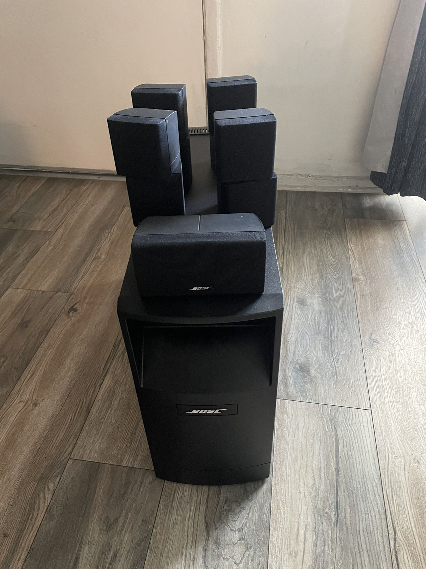 Bose Acoustimass 10 Series IV Home Entertainment Speaker System