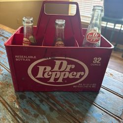 3 Vintage Dr. Pepper Bottles with Plastic carrying Case, 1-10oz, 2-6.5oz